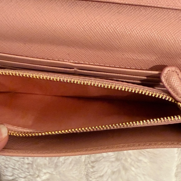 Prada Rose Wallet with Bow Accent - Picture 6 of 11